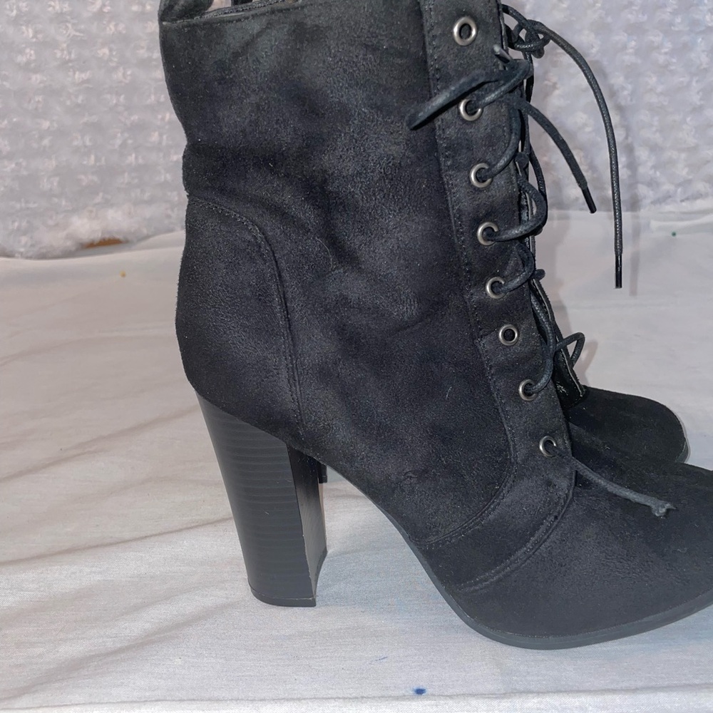 Wild Dive Women's Size 10 Just Fab Ankle Booties Lace up Buckles Faux Suede - Picture 12 of 12